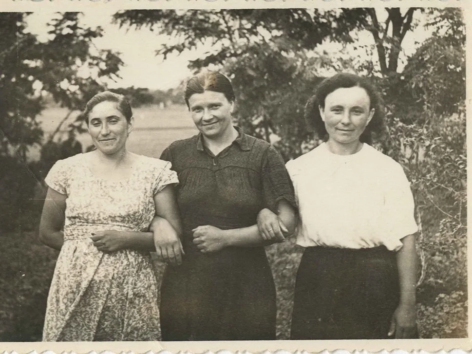 Документальная точность лиц — старая фотография до восстановления