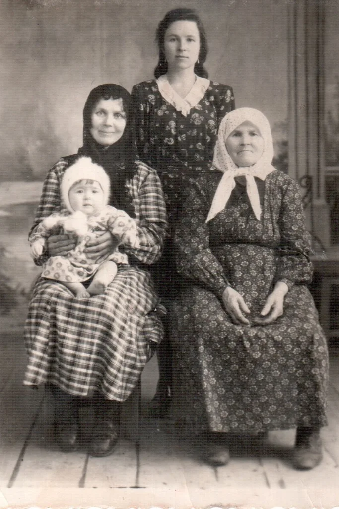 Фотокнига — летопись вашей жизни — старая фотография до восстановления