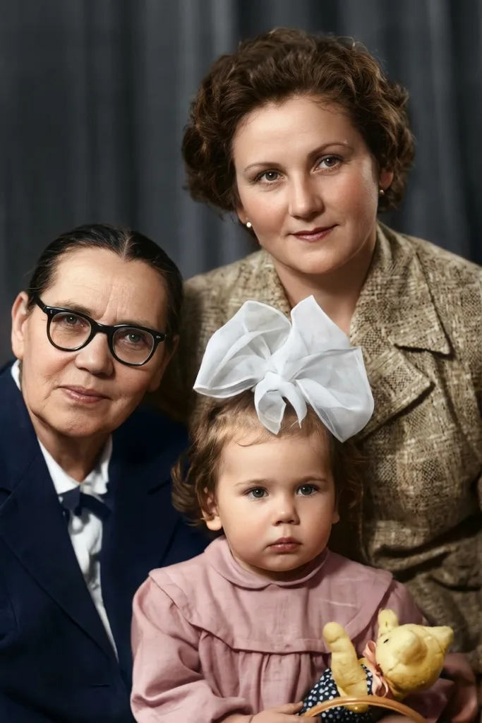 Фотокнига — летопись вашей жизни — результат восстановления, возвращены детали