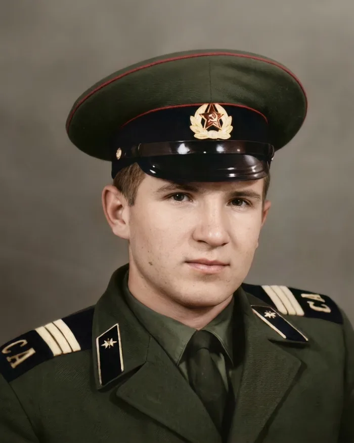 Разбор: армейский альбом - ГСВГ и погранвойска — результат восстановления, возвращены детали