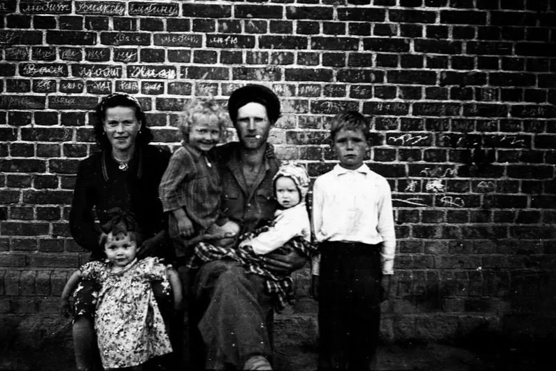 Разбор: ретушь без знаний фотошопа — фотография до восстановления, другой пример