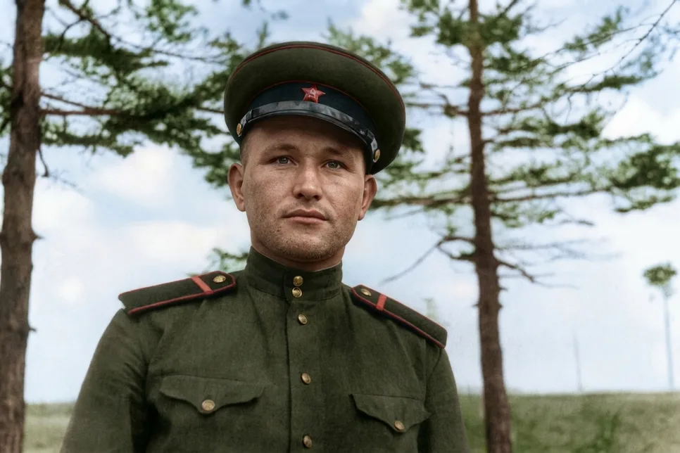 Совет: что делать с заломами в военном билете — фотография после восстановления, возвращены цвет и резкость