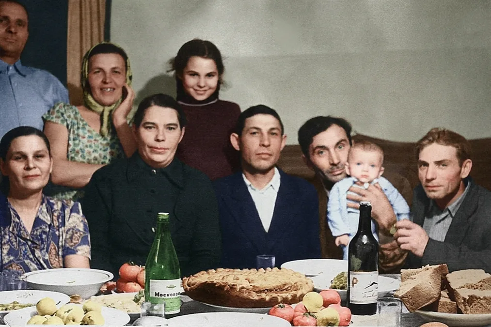 Совет: почему наш сервис надежнее бесплатных ботов — фотография после восстановления, возвращены цвет и резкость